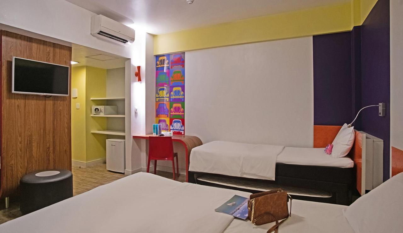 Ibis Styles Balneario Camboriu - 1 Quadra Do Mar Hotel Bagian luar foto
